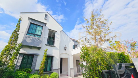 Nantawan Rama 9 New Krungthepkreetha 4 bedrooms, for sale