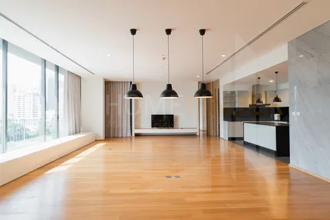 รูปภาพ Vana Residence Sukhumvit 26 4 bedrooms, for rent