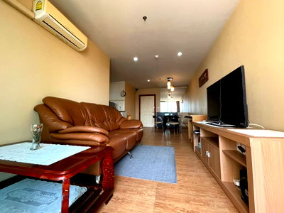 Condos for rent Robinson Sriracha : For rent Sriracha Condo View Condo near Robinson Department Store walking only 5 minutes.
