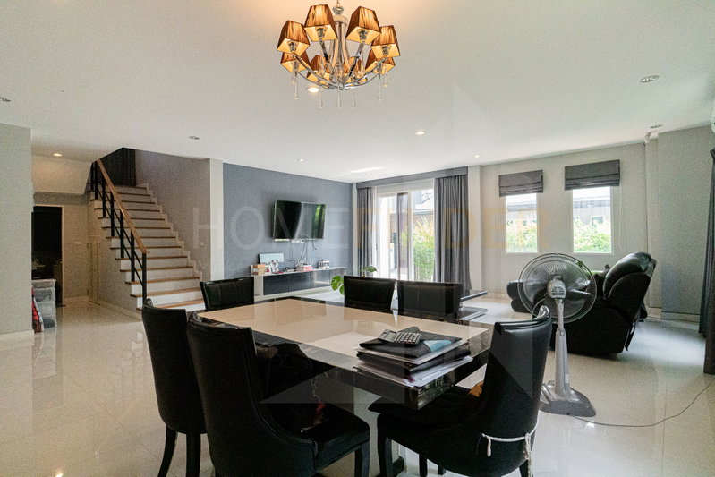 Houses for sale : Tara Ratchaphruek-Pinklao 4 bedrooms, for sale