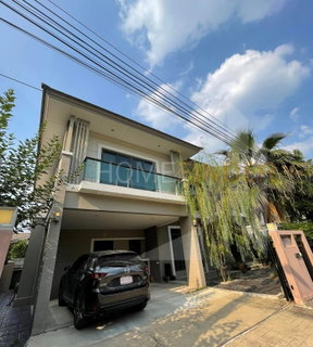 The Palm Pattanakarn 4 bedrooms, for sale