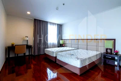 คอนโดให้เช่า : Piyathip Place 3 bedrooms, for rent