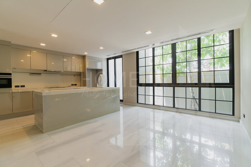 Townhouses for sale : Quarter 31 4 bedrooms, for sale