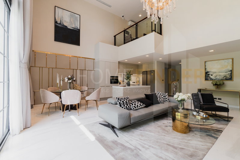 Townhouses for sale : Quarter 31 5 bedrooms, for sale