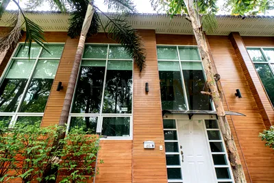 คอนโดให้เช่า : P.R. HOME 3 3 bedrooms, for rent