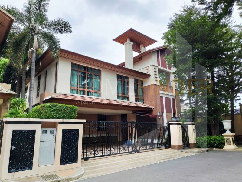 บ้านเดี่ยวให้เช่า : Baan Sansiri Sukhumvit 67 4 bedrooms, for rent