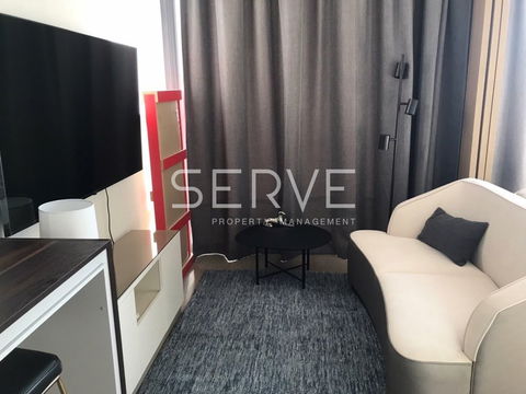 1 Bed Super High Fl. 40 + Good View & Condo Close to BTS Chong Nonsi 350 m. / For Rent-Ashton Silom
