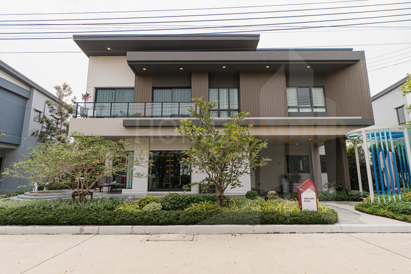 ขายบ้านเดี่ยว : Venue ID Motorway-Rama 9 5 bedrooms, for sale