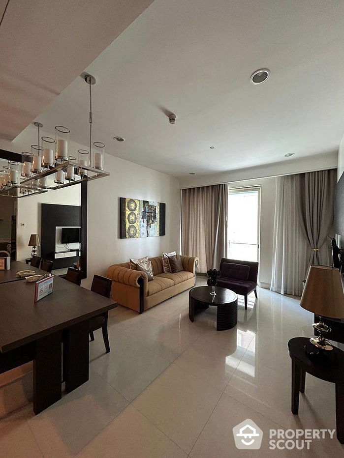 รูป คอนโด 2-ห้องนอน ที่ คิว หลังสวน ใกล้ BTS ราชดำริ (ID 888481) - รูปที่ 2/12