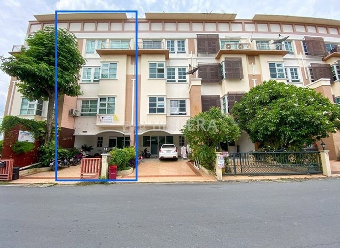 ขายโฮมออฟฟิศ 3 ห้องนอน 311 ตร.ม. 32 ตร.ว. เขตบึงกุ่ม