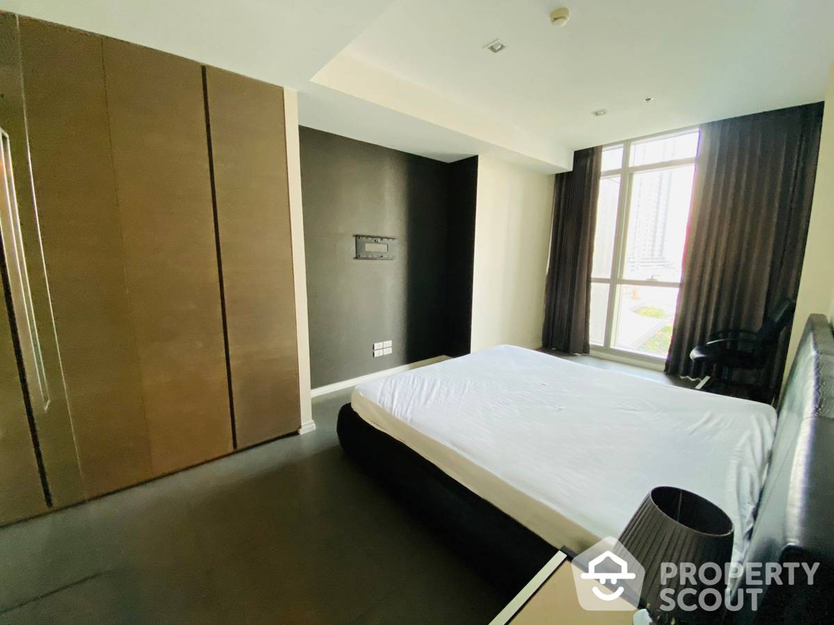 รูป คอนโด 1-ห้องนอน ที่ เดอะ ริเวอร์ คอนโดมิเนียม ใกล้ BTS สะพานตากสิน (ID 382796) - รูปที่ 3/11