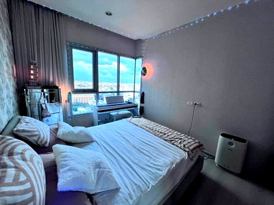 คอนโดให้เช่า : ให้เช่า Life Ratchadapisek ห้องสวย ราคาดี สอบถามเพิ่มเติมได้ที่ LINE @condorental !!