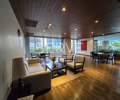 รูปภาพ 1 Bed 1 Bath with Bathtub 60 sq.m. High Fl. 15+ Good Location BTS Phrom Phong 50 m. at Siri Residence Condo / For Rent