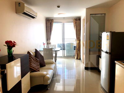 Condos for sale BTS Ekkamai : The Clover Thonglor 1 bedroom, for sale