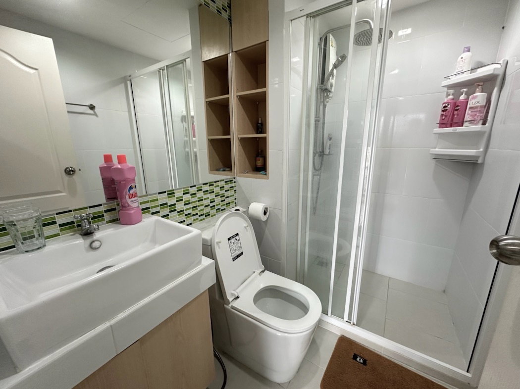 รูป ให้ เช่า คอนโด | ชั้นบนสุด ราคานี้ไม่มีอีกแล้ว “The Green Condo 3” 32 ตร.ม. ใกล้ BTS ปุณณวิถี - รูปที่ 8/12