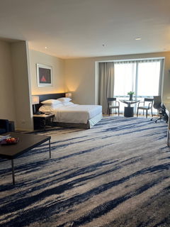 รูปภาพ LTH10253 – EMPORIUM SUITES FOR RENT size 115 Sq. m. 1 bed 1 bath Near BTS Phrom Phong Station Start at 120K/Month