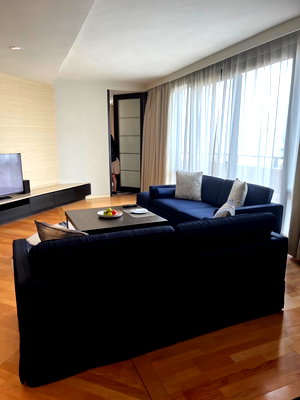 Condos for rent : LTH10252 – EMPORIUM SUITES FOR RENT size 160 Sq. m. 2 beds 2 baths Near BTS Phrom Phong Station Start at 150K/Month