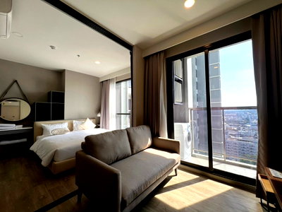 Condos for rent : KEEN Center Condo 17,000 35 Sqm.