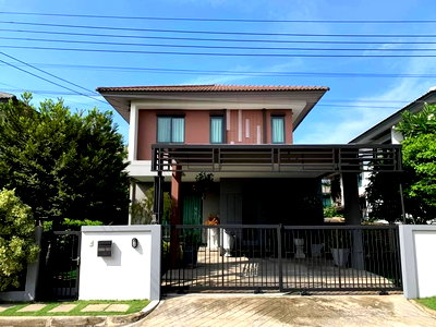 Houses for rent : detached house for rent Burasiri Wongwaen-On Nut.