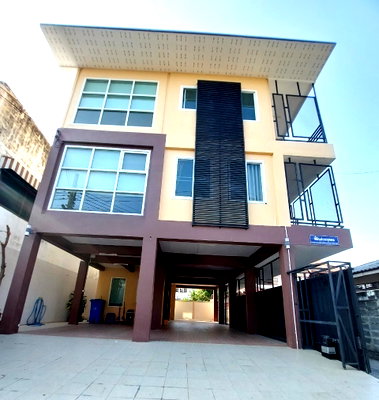 เช่าบ้านเดี่ยว รร.เสนาธิการทหารบก : บ้านเดี่ยว 3 ชั้น เป็นบ้านสร้างนอกโครงการ ใกล้ MRTบางซ่อน 750 เมตร พร้อมเข้าอยู่ 15/7/69 นี้ค่ะ🚩 🚩 