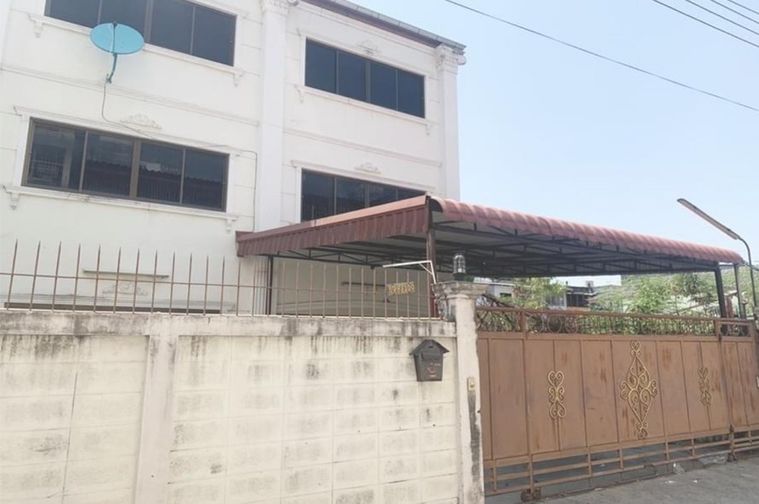LTH10274 – Commercial FOR RENT in Rama 9 size 900 Sq.m. Near MRT Rama 9 Station ONLY 180K/Month