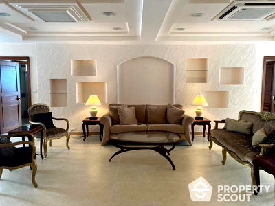 Condos for rent : 3-BR Condo at President Park Condominium near MRT Queen Sirikit National Convention Centre (ID 1521435)