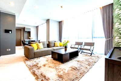 Condos for rent : LTH10294 – The monument Thonglor FOR RENT size 125 Sq. m. 2 beds 2 baths Near BTS Thonglor Station ONLY 150K/Month