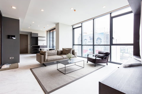 รูปภาพ LTHC10296 – The monument Thonglor FOR RENT size 125 Sq. m. 2 beds 2 baths Near BTS Thonglor Station ONLY 150K/Month