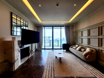 ขายคอนโด : LTH10303 – The Residences at Sindhorn FOR SALE size 140 Sq. m. 2 beds 3 baths Near BTS Chidlom Station ONLY 33 MB