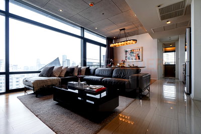 Condos for rent Nana Nuea Pier : Circle Living Prototype 2 bedrooms, for rent