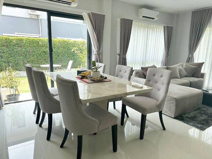 4-bed house for rent, 274 sqm, 77.3 sq wah, Centro Vibhavadi