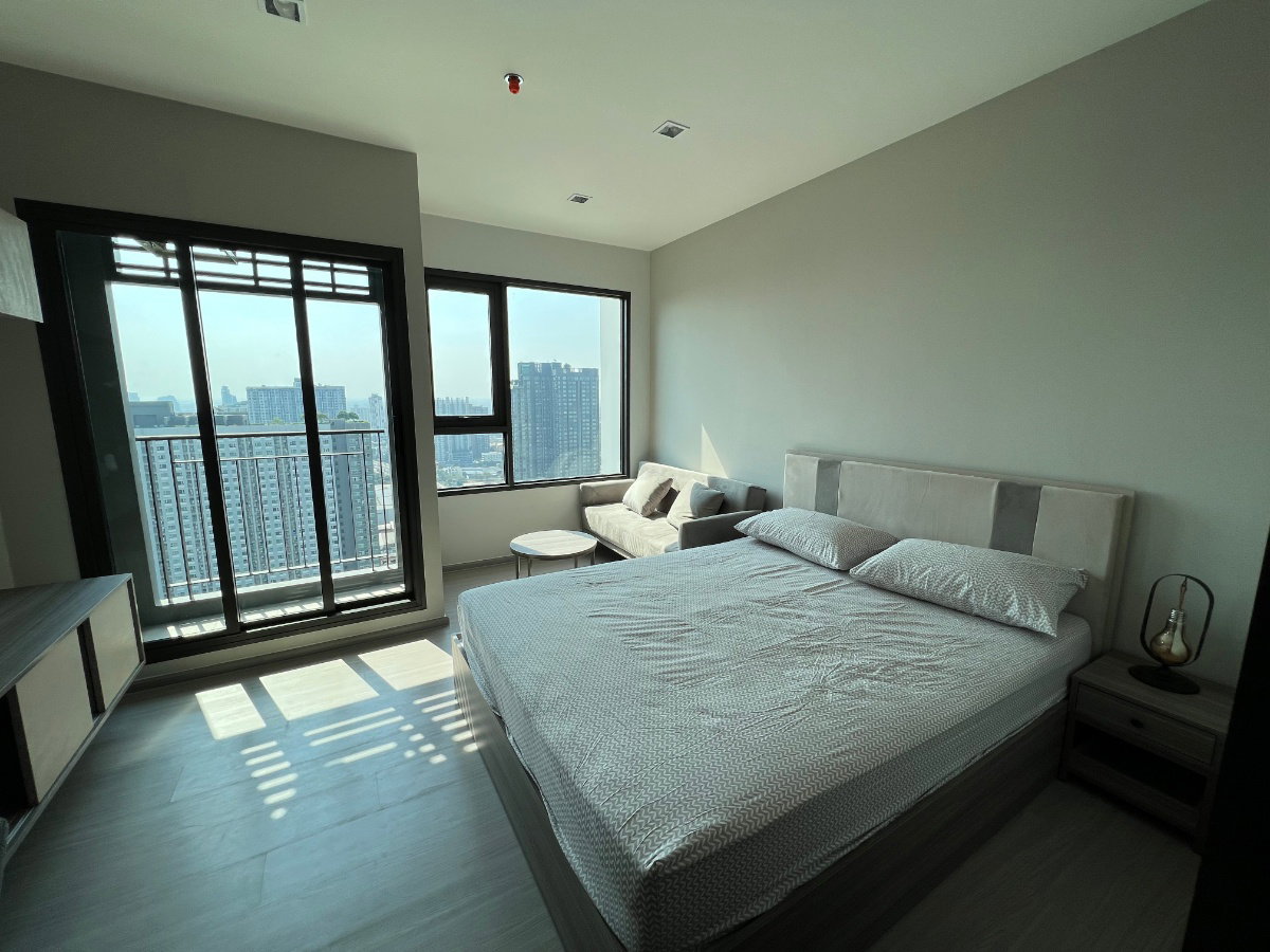 For Rent Life Sathorn Sierra  - Line:@hac55 - Tel. 092-542-8782