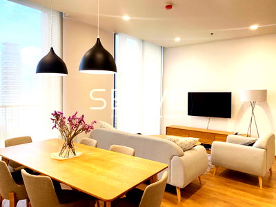 Condos for rent : Homey Style 2 Beds 2 Baths with Bathtub & Washlet Good Location Close to BTS Phrom Phong 500 m.-Noble BE33