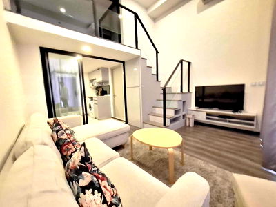 คอนโดให้เช่า : ให้เช่าคอนโด Knightsbridge Space รัชโยธิน พร้อมเครื่องใช้ไฟฟ้าเฟอร์นิเจอร์ครบ