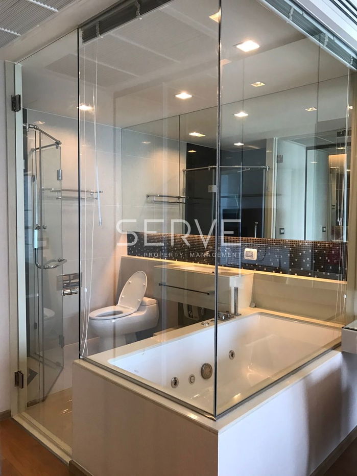 picture 1 Bed 1 Bath with Jacuzzi Nice Room Good Location Close to BTS Saint Louis 220 m. / For Rent-The Address Sathorn - 4/8
