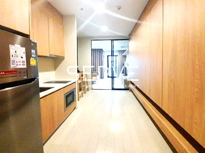 คอนโดให้เช่า : Minimal Nice Studio with Garden & Pool view Next to BTS Phloen Chit / Condo For Rent-Noble Ploenchit (โนเบิล เพลินจิต)