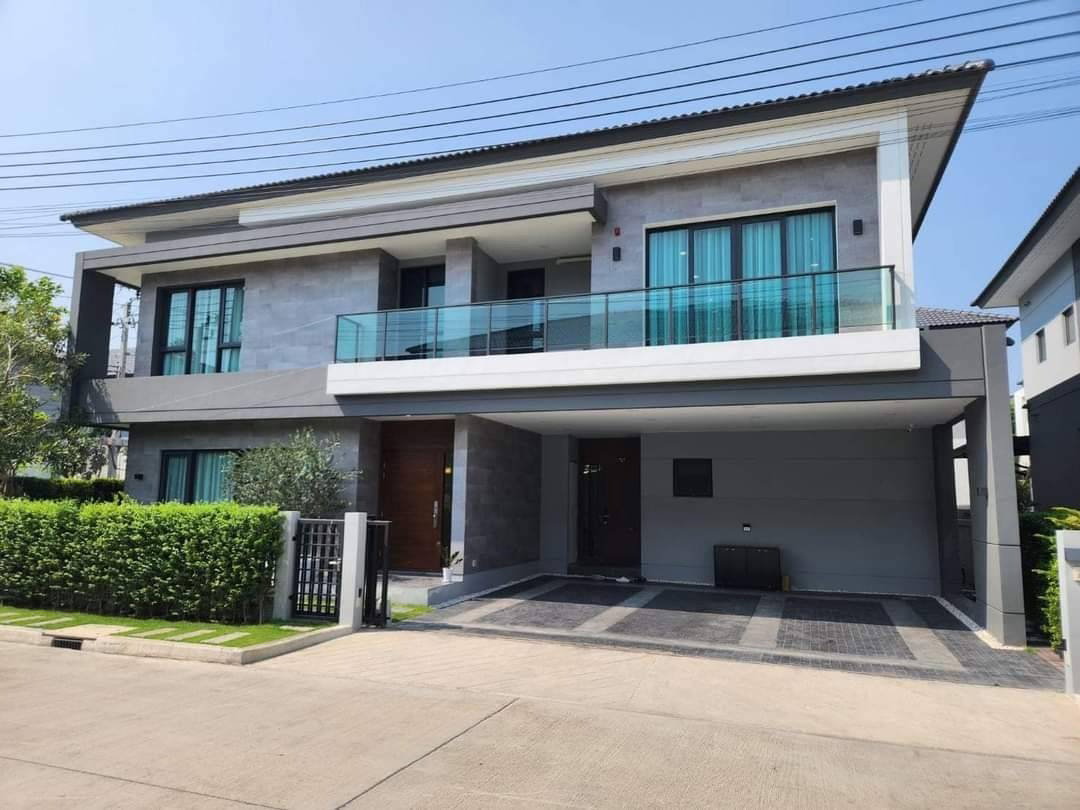 LTH10331-Luxury Detached House FOR RENT in The City Bangna size 78 Sq.w.4 beds  5 baths Located 1km from Mega Bangna Price ONLY 350K/Month