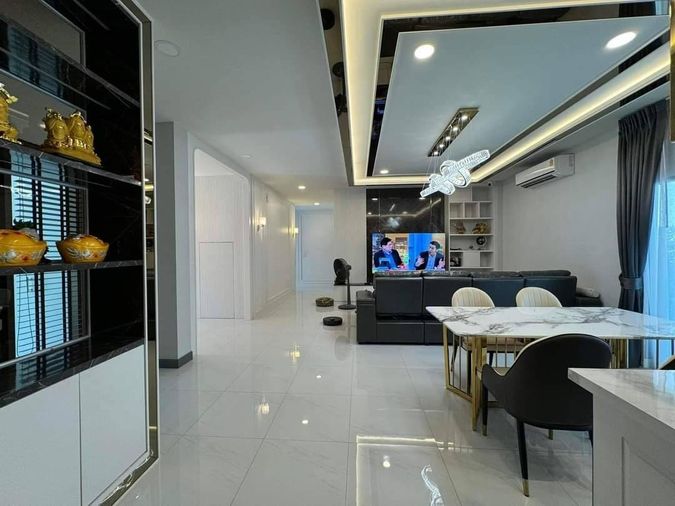 LTH10332-Luxury Detached House FOR SALE in The City Bangnasize 78 Sq.w.4 beds 5 baths Located 1km from Mega Bangna Price ONLY 30Mb