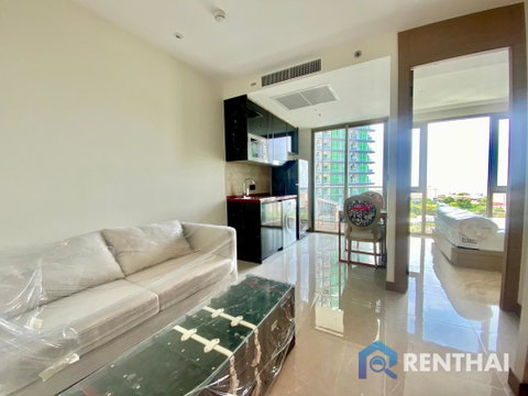 New Modern Luxury Condo close to Jomtien Beach