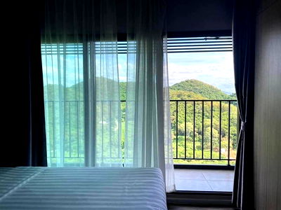 Condos for rent Kasetsart University Si Racha Campus : Knightsbridge, mountain view, 1 bedroom, 30th floor, fully furnished!