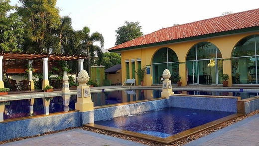รูป Rasa Spanish Courtyard - รูปที่ 3/6