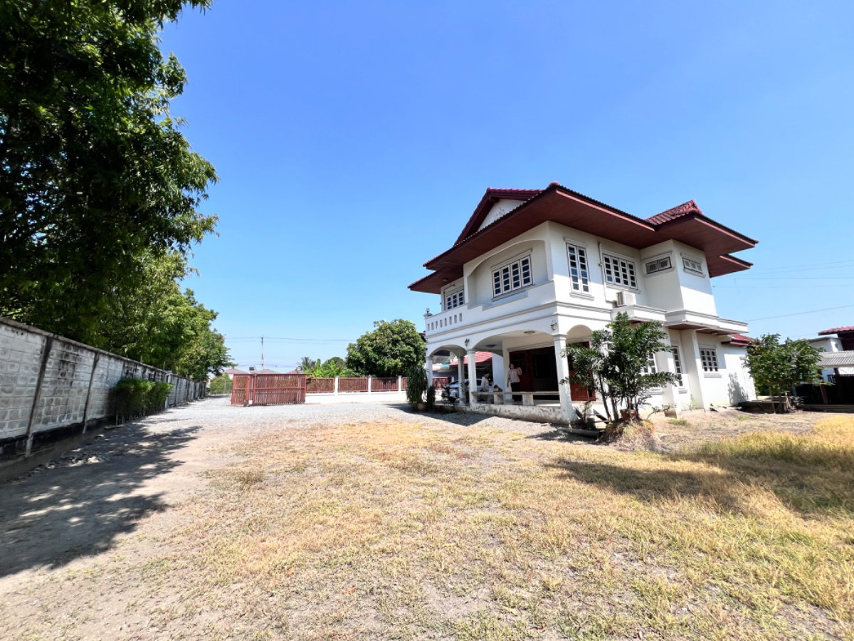 ขายด่วน‼️บ้านริมคลองโสน พื้นที่เกือบ 1 ไร่ บ้านเดี่ยว 2 ชั้น 4 ห้องนอน 3 ห้องน้ำ ด้านหน้าติดถนน หลังติดคลอง