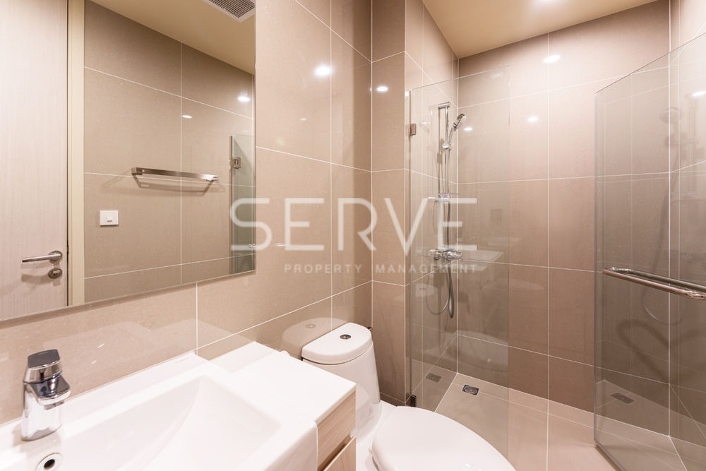 รูป Nice Decorate 2 Beds 2 Baths New Condo Good Location BTS Asok & MRT Sukhumvit 550 m. /Condo For Rent-Noble Recole Sukhumvit 19 (โนเบิล รีโคล สุขุมวิท 19) - รูปที่ 14/17