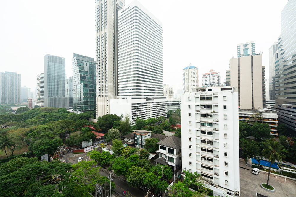 รูป Nice Decorate 2 Beds 2 Baths New Condo Good Location BTS Asok & MRT Sukhumvit 550 m. /Condo For Rent-Noble Recole Sukhumvit 19 (โนเบิล รีโคล สุขุมวิท 19) - รูปที่ 17/17