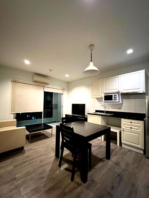 Condos for rent : Condo for rent:THE SEED MEMORIES SIAM, ready to move in. If interested, contact Line @goodmanpro or call 0999029192.