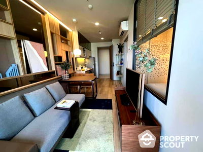 Condos for sale : 1-BR Condo at The Issara Sathorn in Thung Maha Mek (ID 1531906)