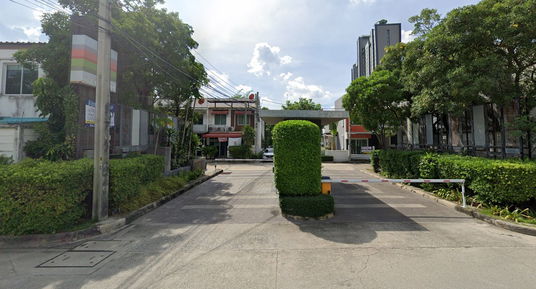 เดอะ คัลเลอร์ส พรีเมี่ยม บางนา กม.8