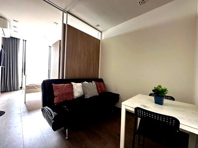 Condos for rent Phrom Phong : Condo For Rent!!Park Origin Phrom Phong