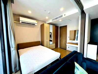 Condos for rent Central Silom : ATJ137 Condo for rent Ashton Chula-Silom 11th floor Size 32 sqm. 1 bed 1 bath 28,000 baht 064-959-8900