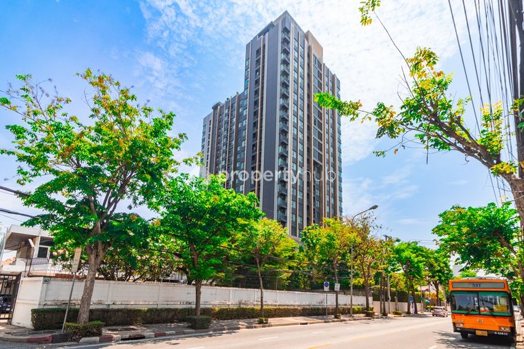 Life Sukhumvit 62